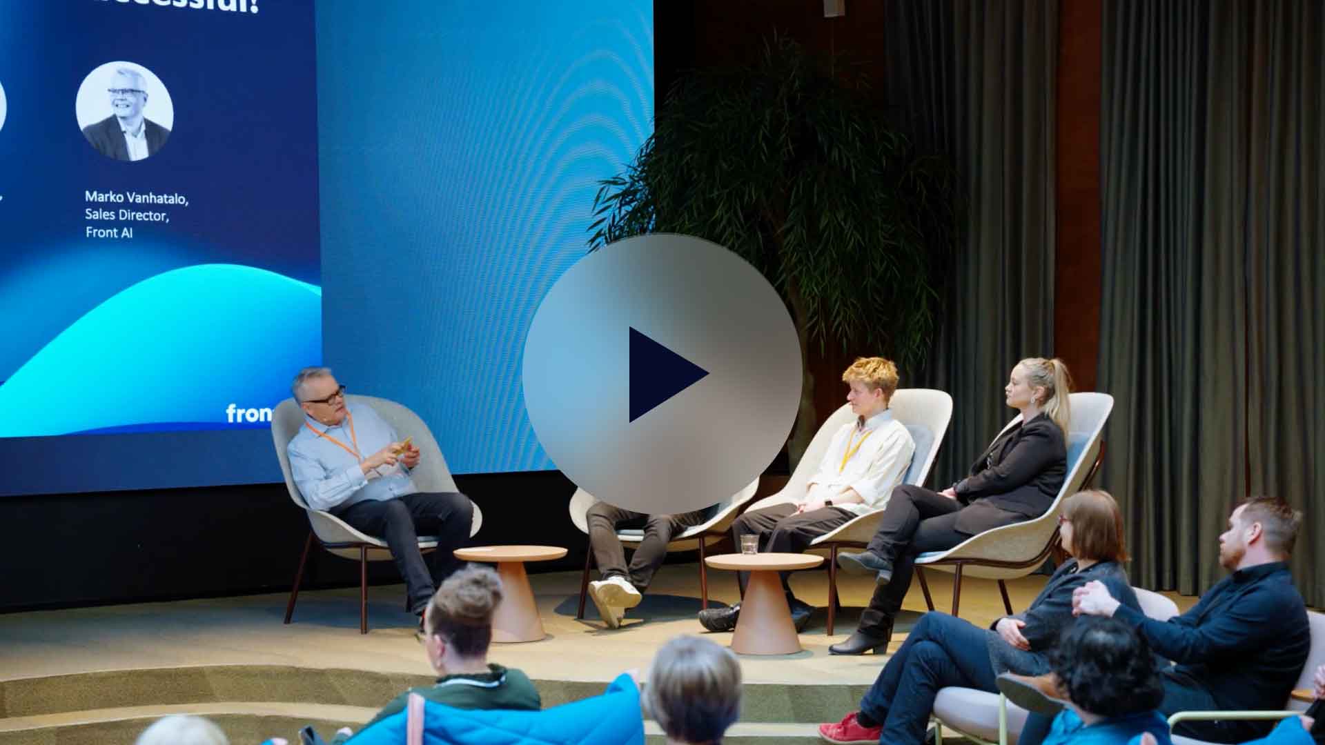 Panel-discussion-frontai
